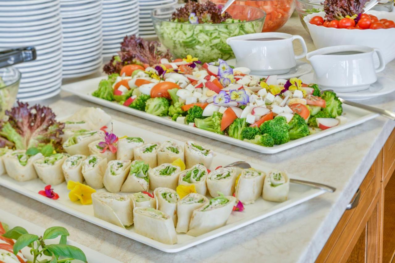 Hotel Mona Lisa Wellness & Spa Kołobrzeg Buitenkant foto